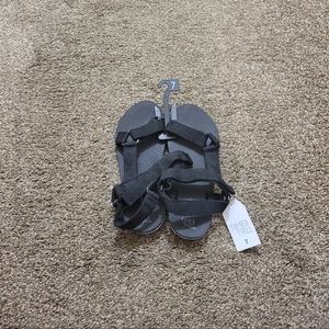 Women size 7 black sandals with adjustable straps